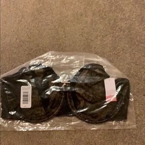 The Modern Cacique Collection Bra with lace